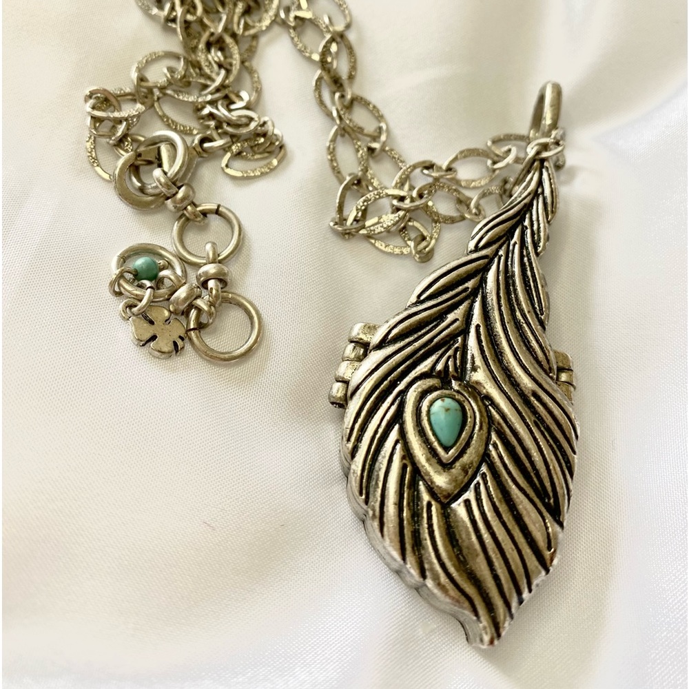 Lucky brand necklace
